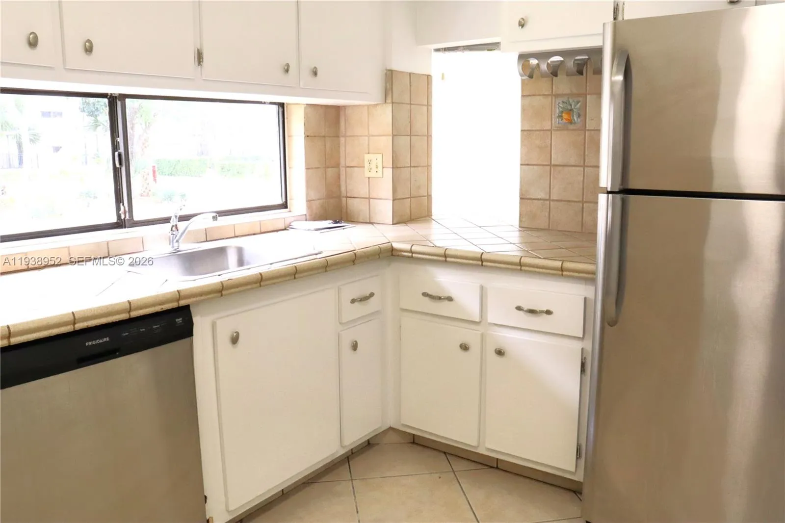 16919 N Bay Rd # 118, Sunny Isles Beach FL 33160