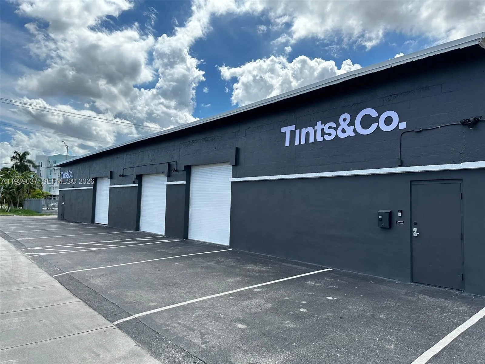 for sale at 15 NW 9th Ave, Fort Lauderdale FL 33311