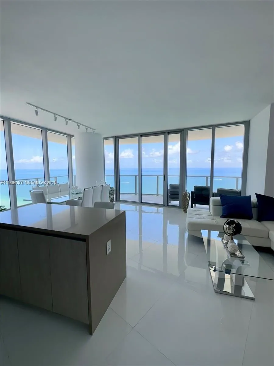 4111 S Ocean Dr # 2902, Hollywood FL 33019