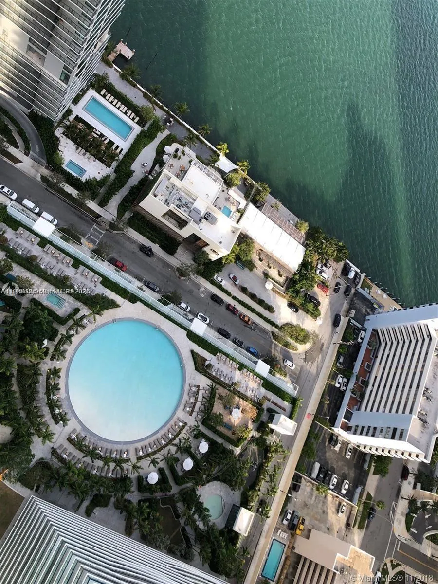 650 NE 32nd St # 3503, Miami FL 33137