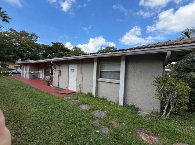 3775 NW 116th Ter, Coral Springs FL 33065