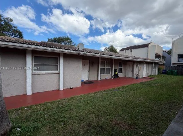 3775 NW 116th Ter, Coral Springs FL 33065