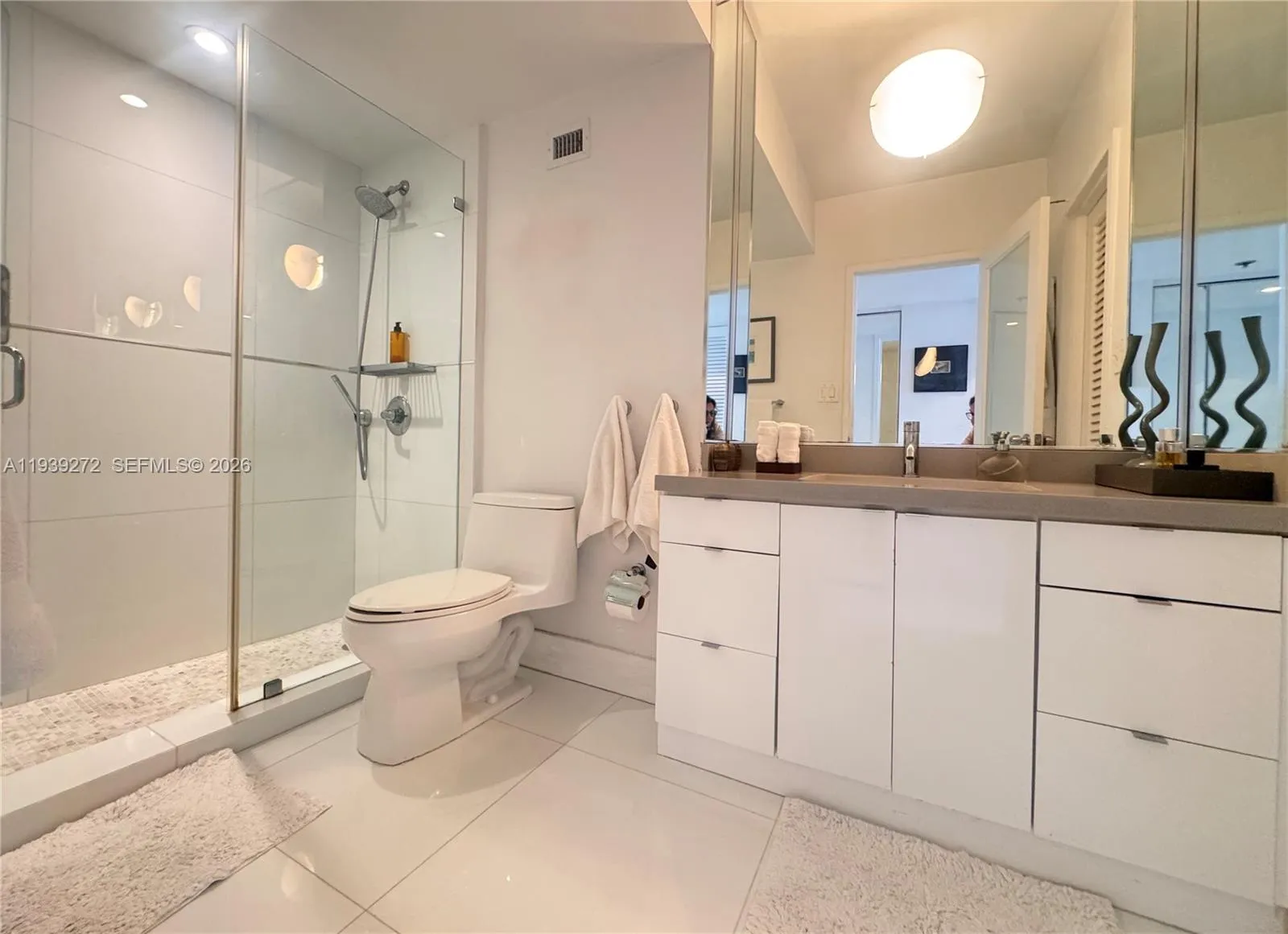 100 Lincoln Rd # 1230, Miami Beach FL 33139