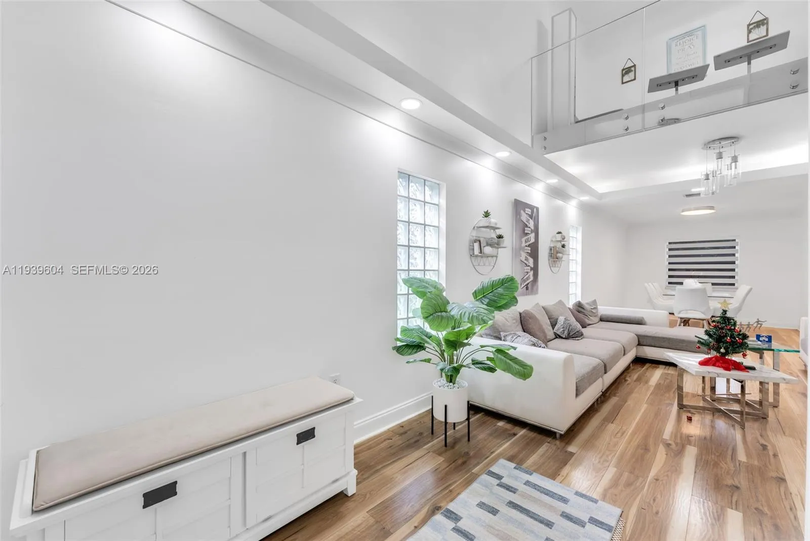 1289 NW 171st Ter, Pembroke Pines FL 33028