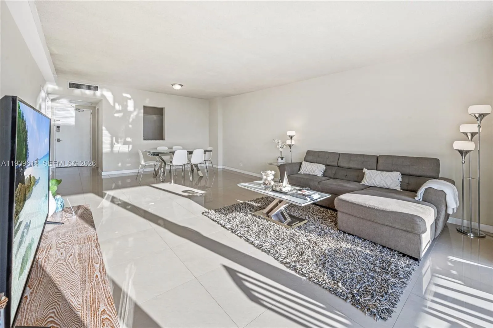 5601 Collins Ave # 1618, Miami Beach FL 33140