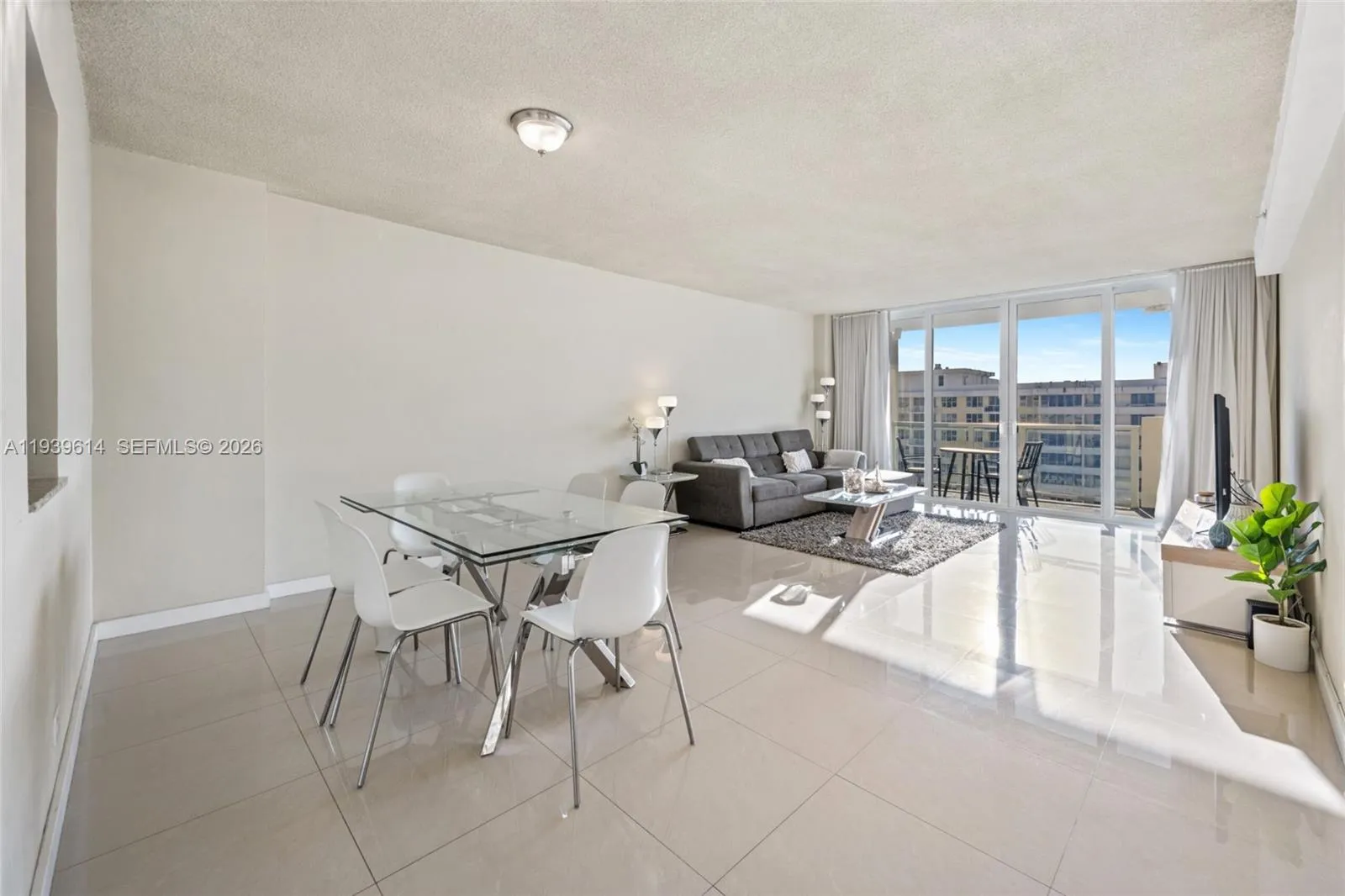5601 Collins Ave # 1618, Miami Beach FL 33140