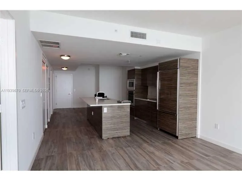 460 NE 28th St # 2505, Miami FL 33137