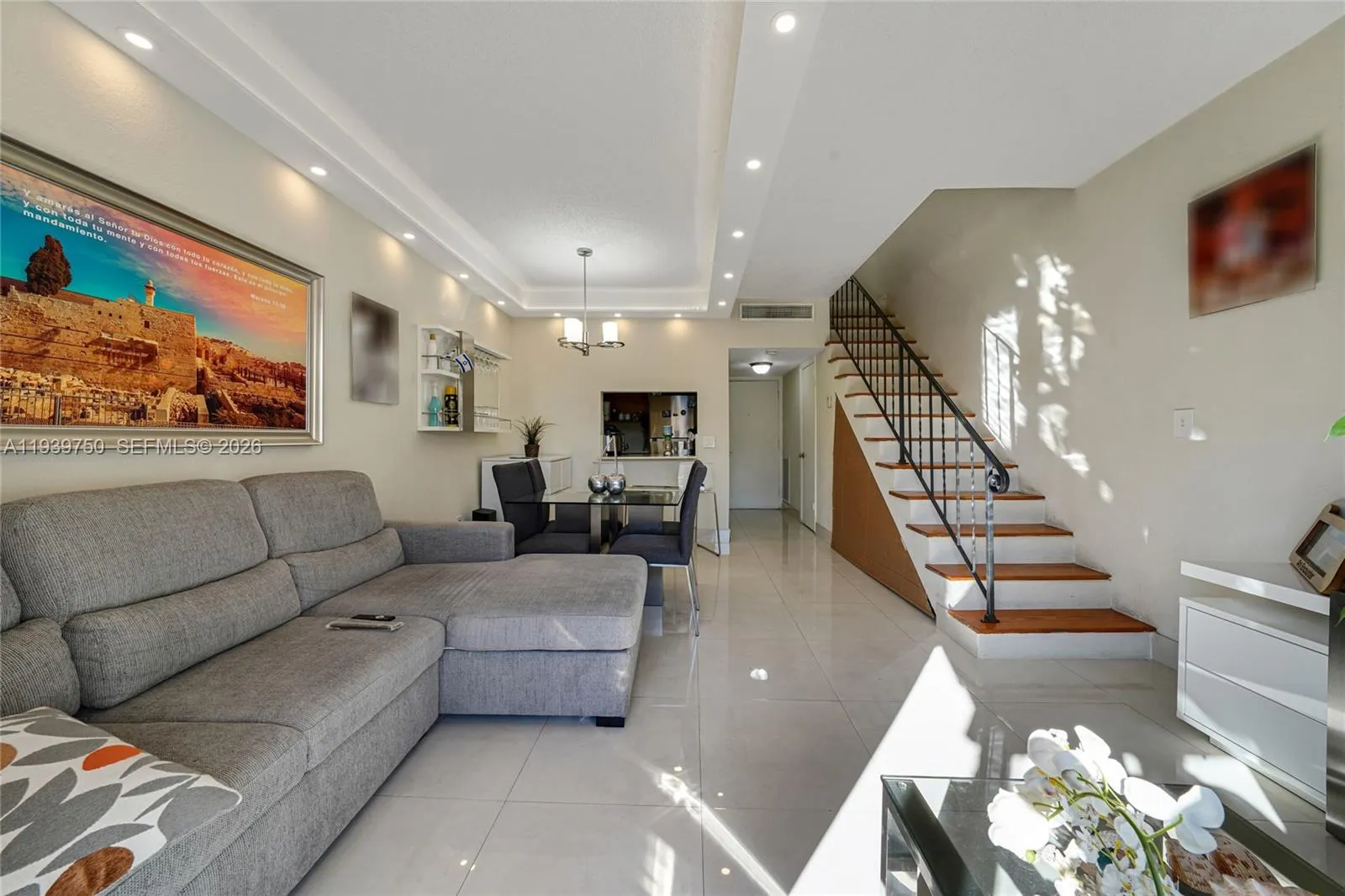 1 bedroom 1 bath for sale at 1305 W 53rd St # 429, Hialeah FL 33012