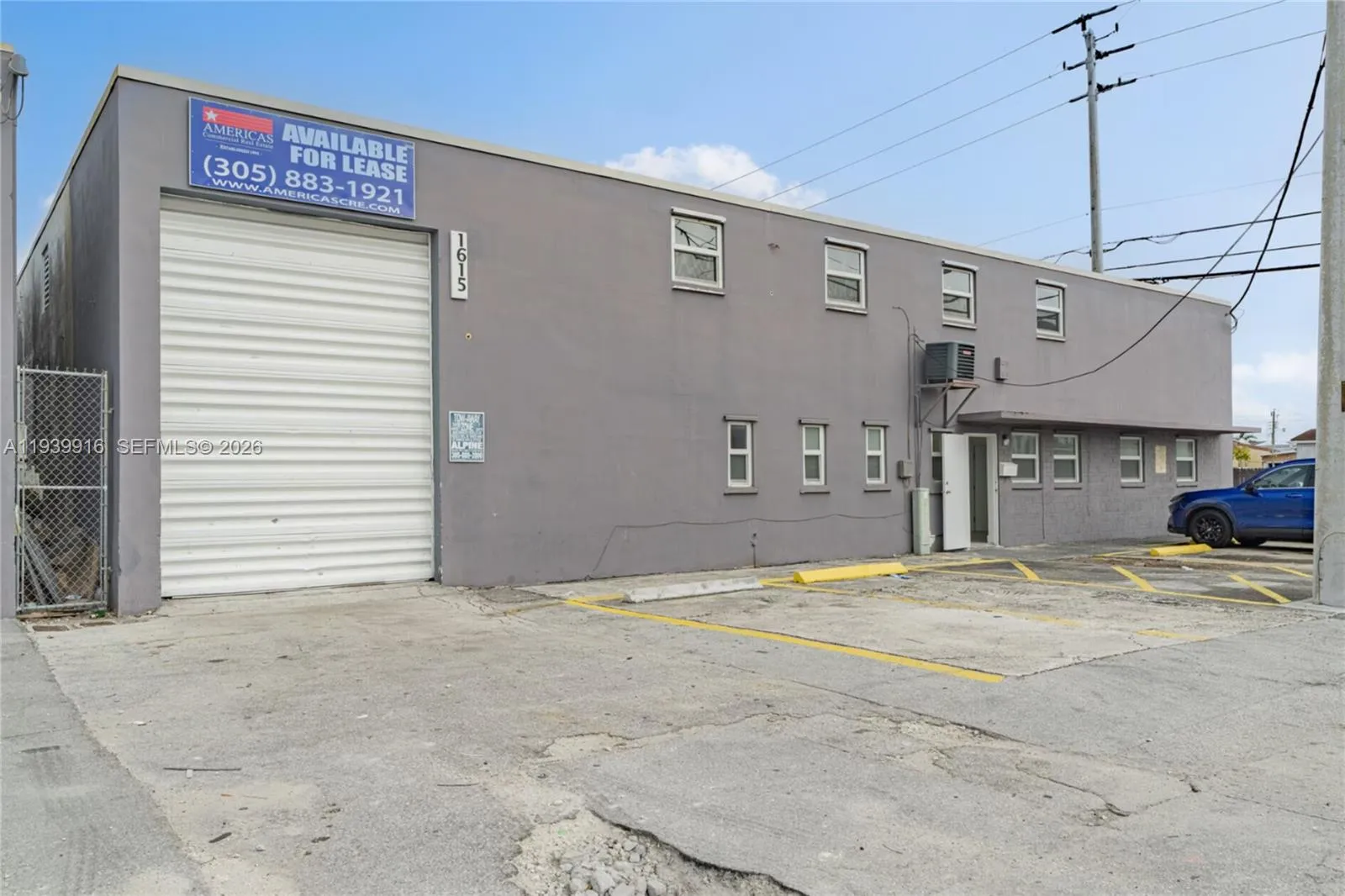 1615 W 31st Pl, Hialeah FL 33012