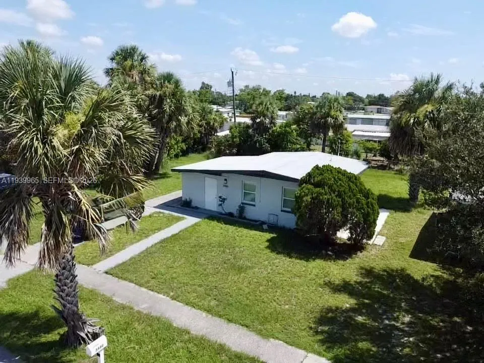 3460 Normandy Dr, Port Charlotte FL 33952