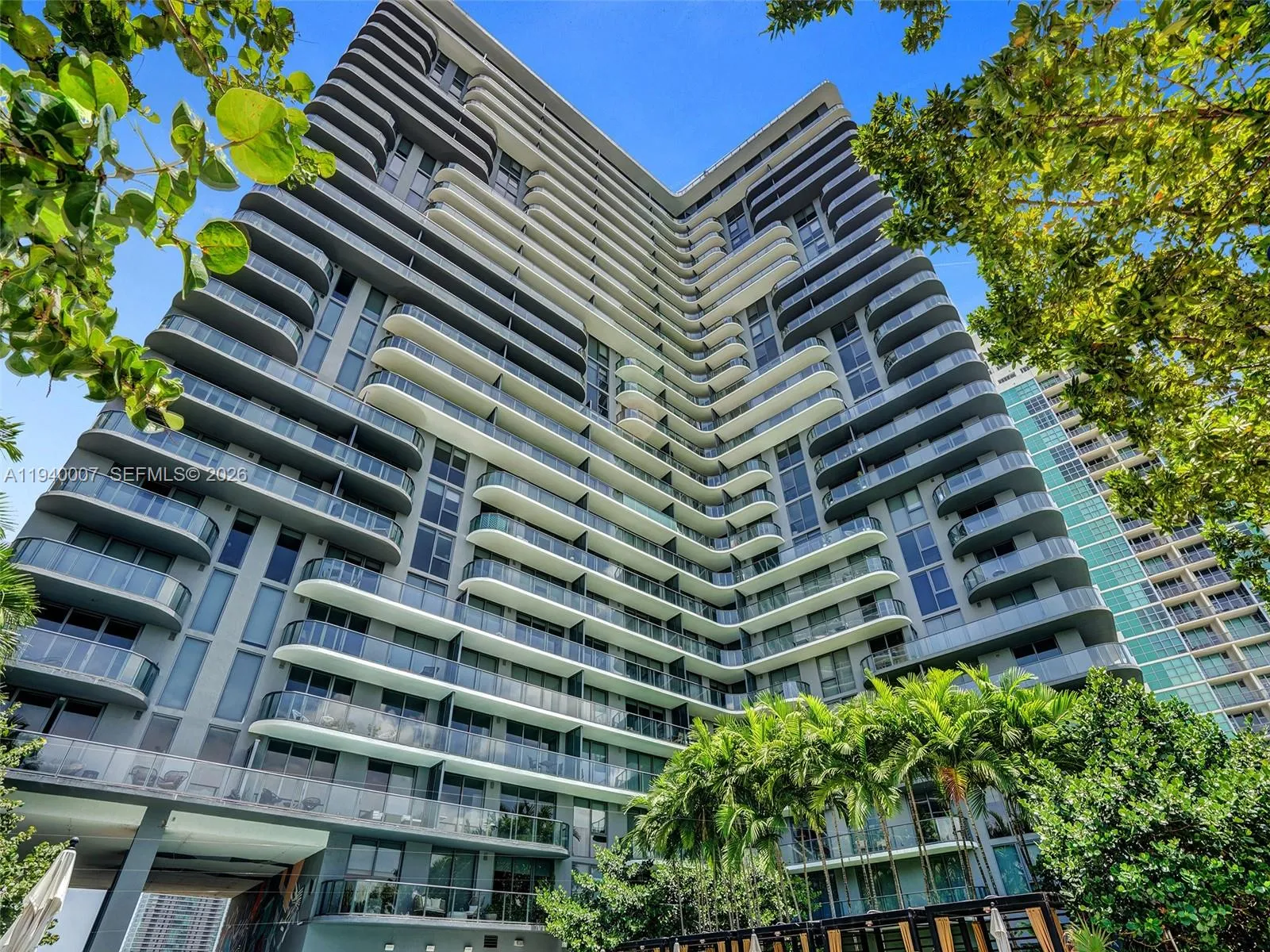 121 NE 34th St # 1904, Miami FL 33137