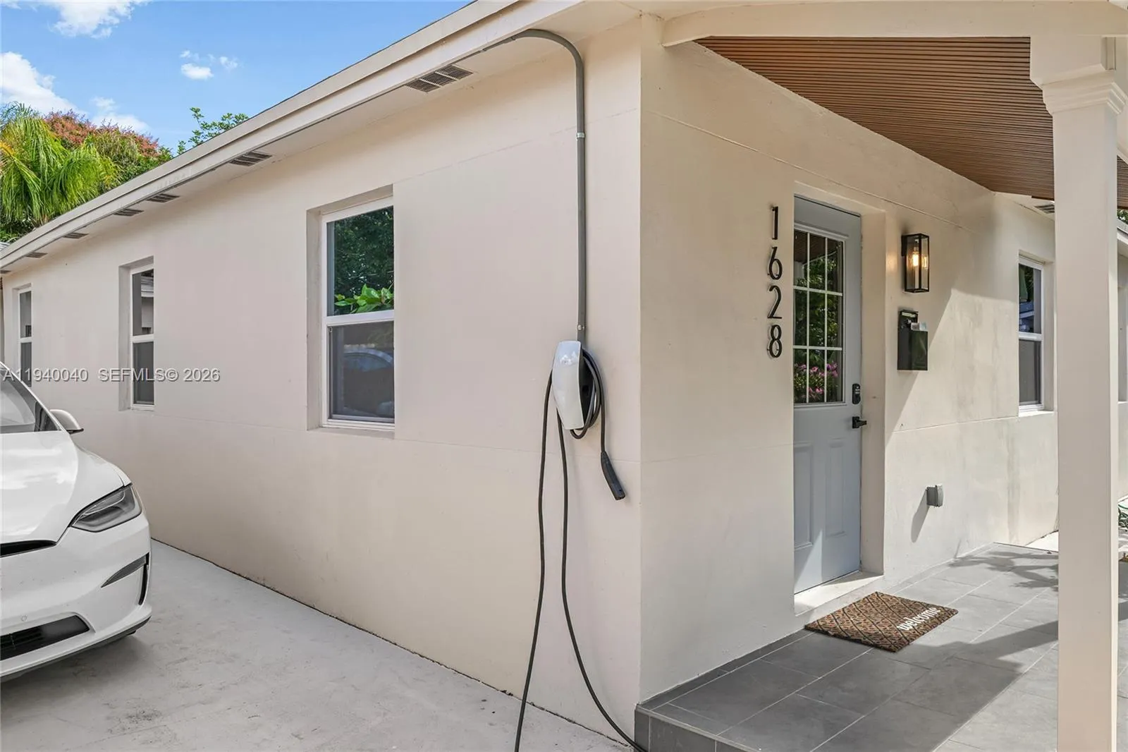 1628 NW 5th Ave, Fort Lauderdale FL 33311