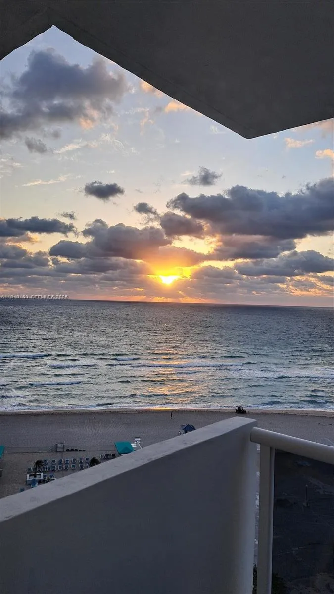 3725 S Ocean Dr # 1214, Hollywood FL 33019