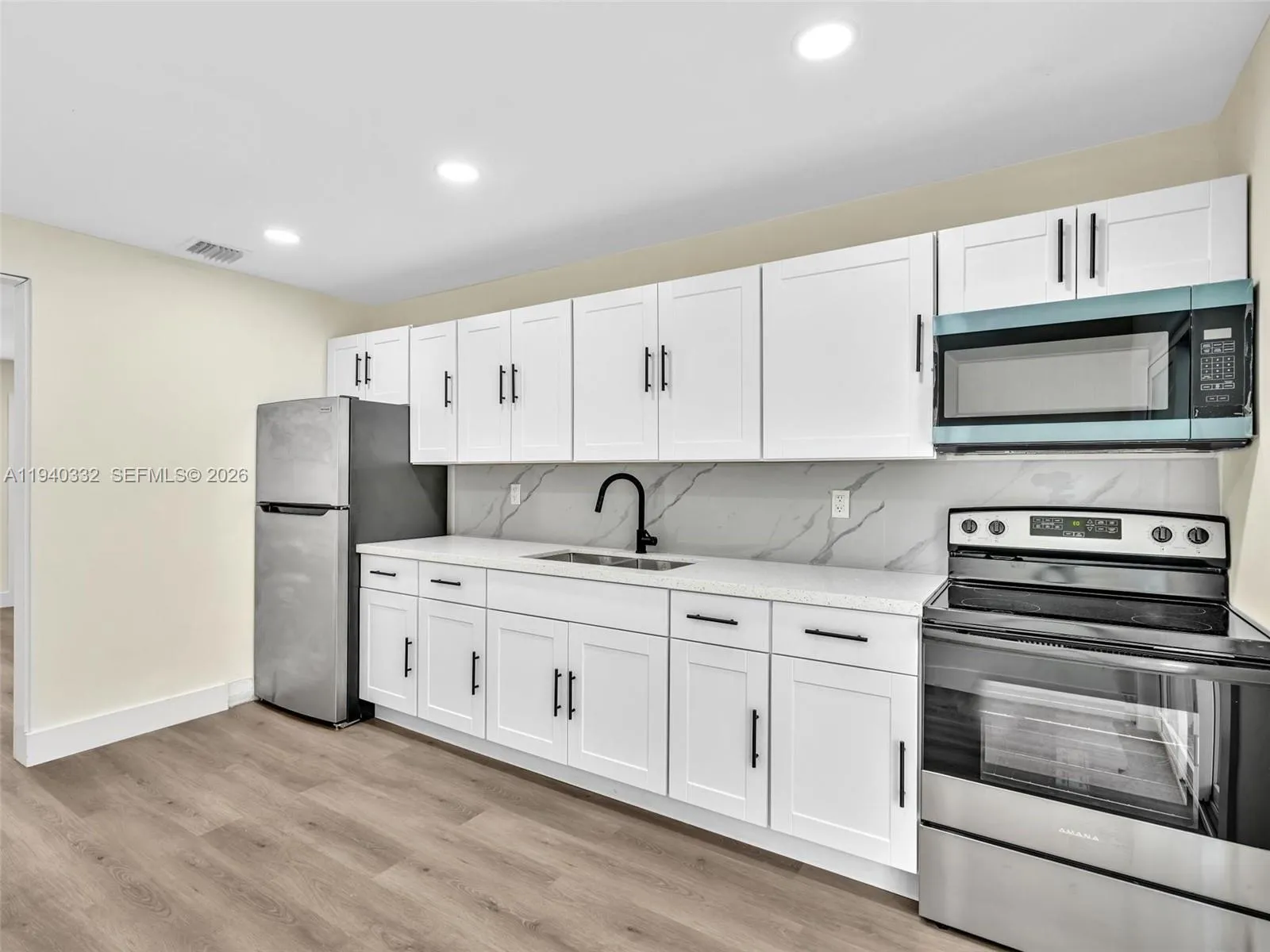 5710 Raleigh St, Hollywood FL 33021