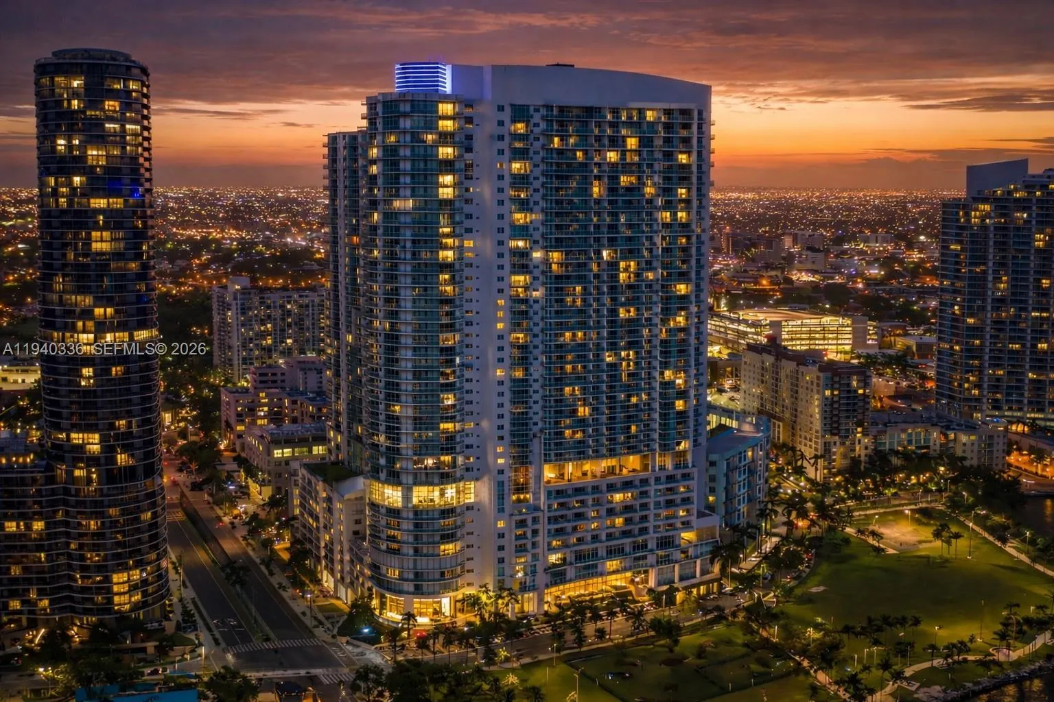 1 bedroom 1 bath for sale at 1800 N Bayshore Dr # 2006, Miami FL 33132