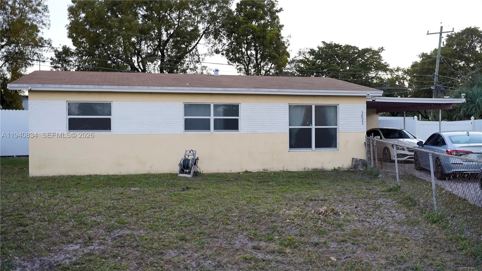 1021 NW 23rd Rd, Fort Lauderdale FL 33311