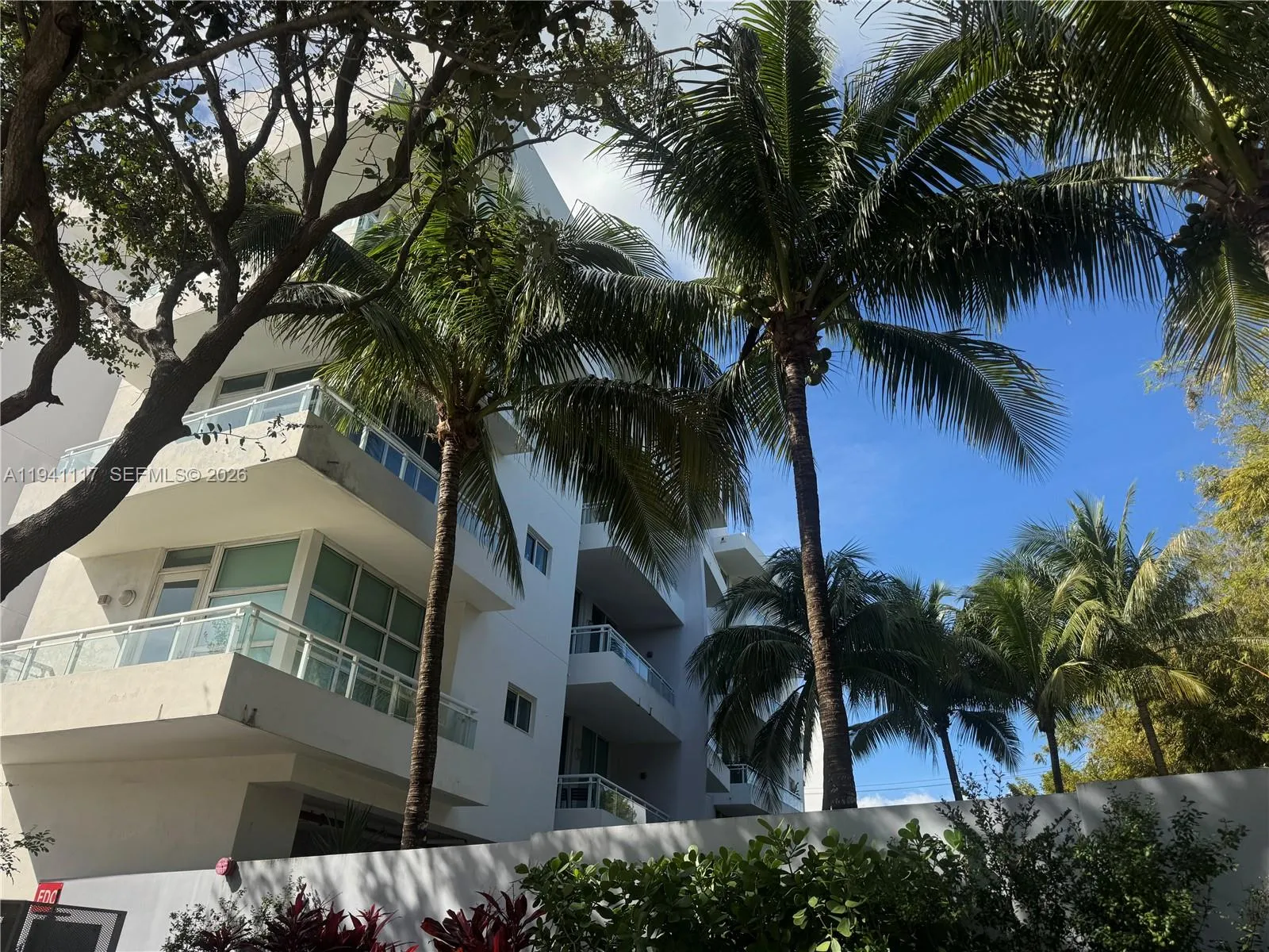 2020 Prairie Ave # 202, Miami Beach FL 33139