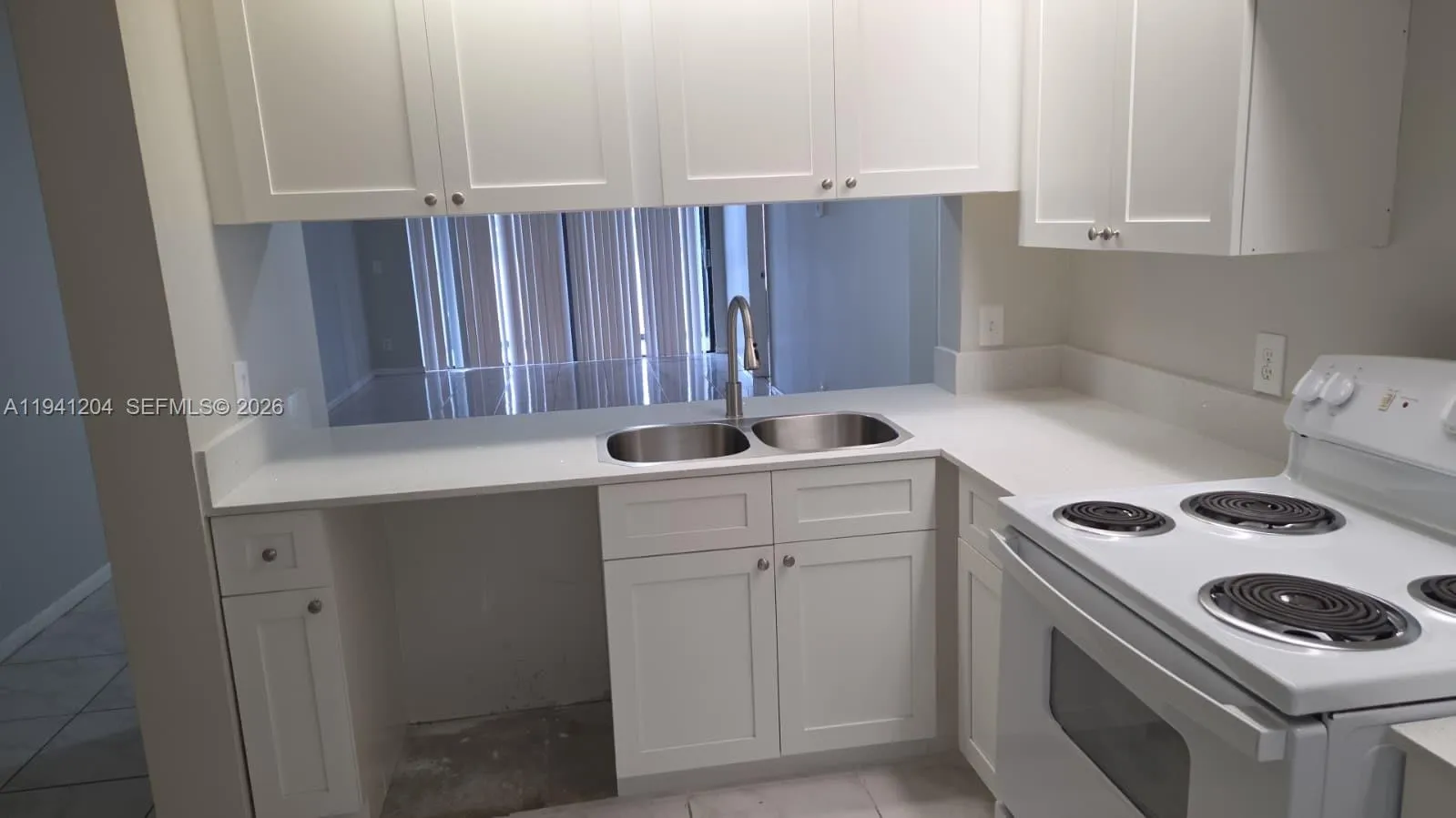 202 Lake Pointe Dr # 204, Oakland Park FL 33309