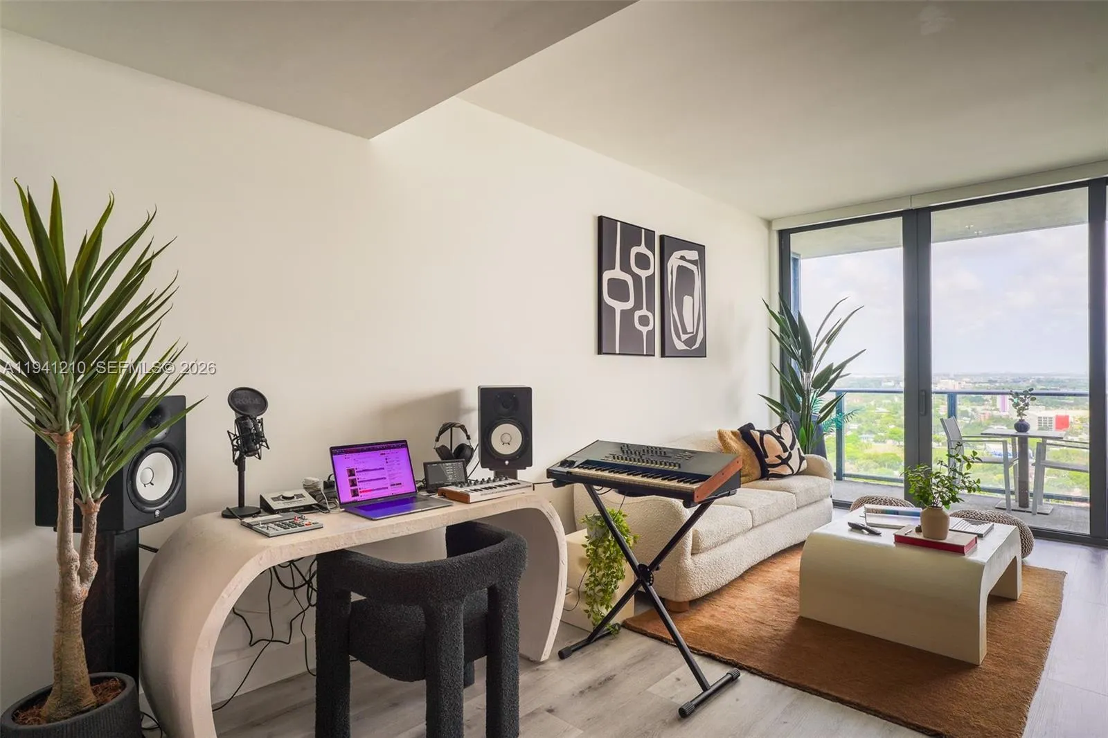 121 NE 34th St # 2711, Miami FL 33137