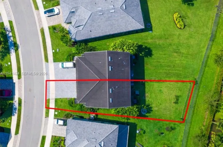 2343 Rollingwood Ct, Oakland Park FL 33309