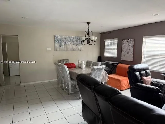 804 N 20th Ct, Hollywood FL 33020