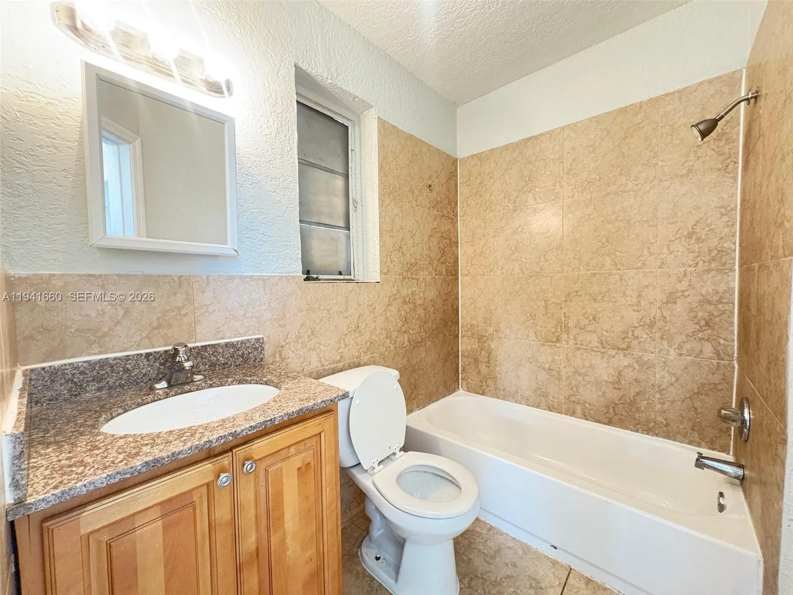 2525 N 23rd Ave, Hollywood FL 33020