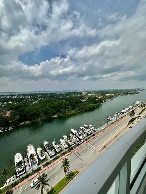 4401 Collins Ave # 1817, Miami Beach FL 33140