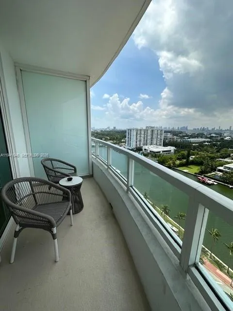 4401 Collins Ave # 1817, Miami Beach FL 33140