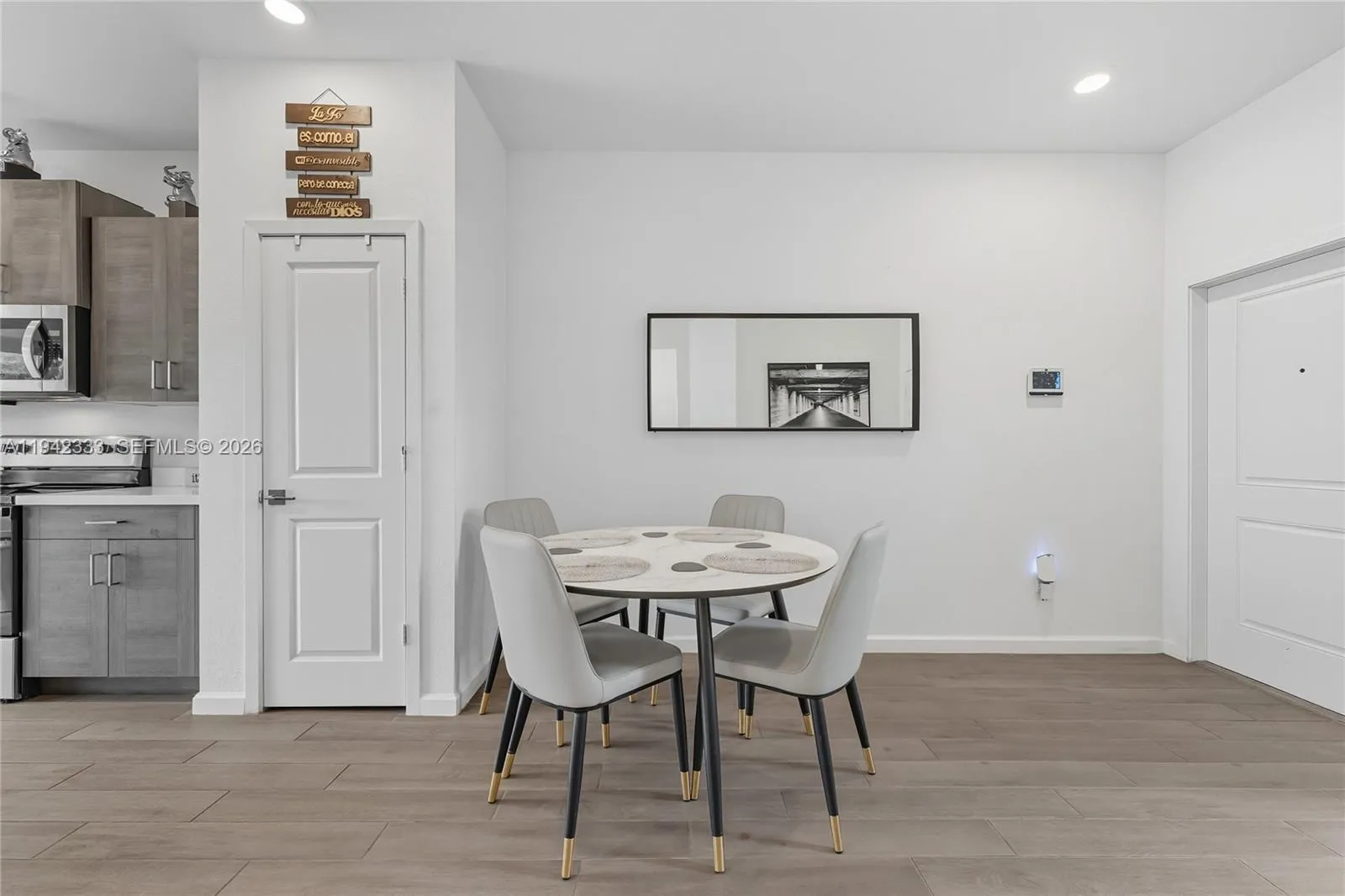 805 SE 18th St, Homestead FL 33034