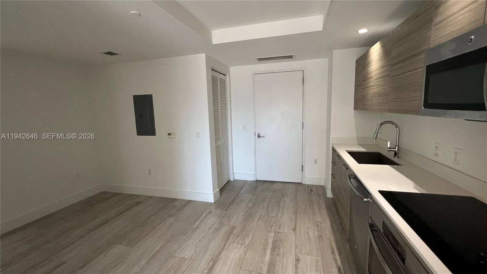 121 NE 34th St # 1103, Miami FL 33137