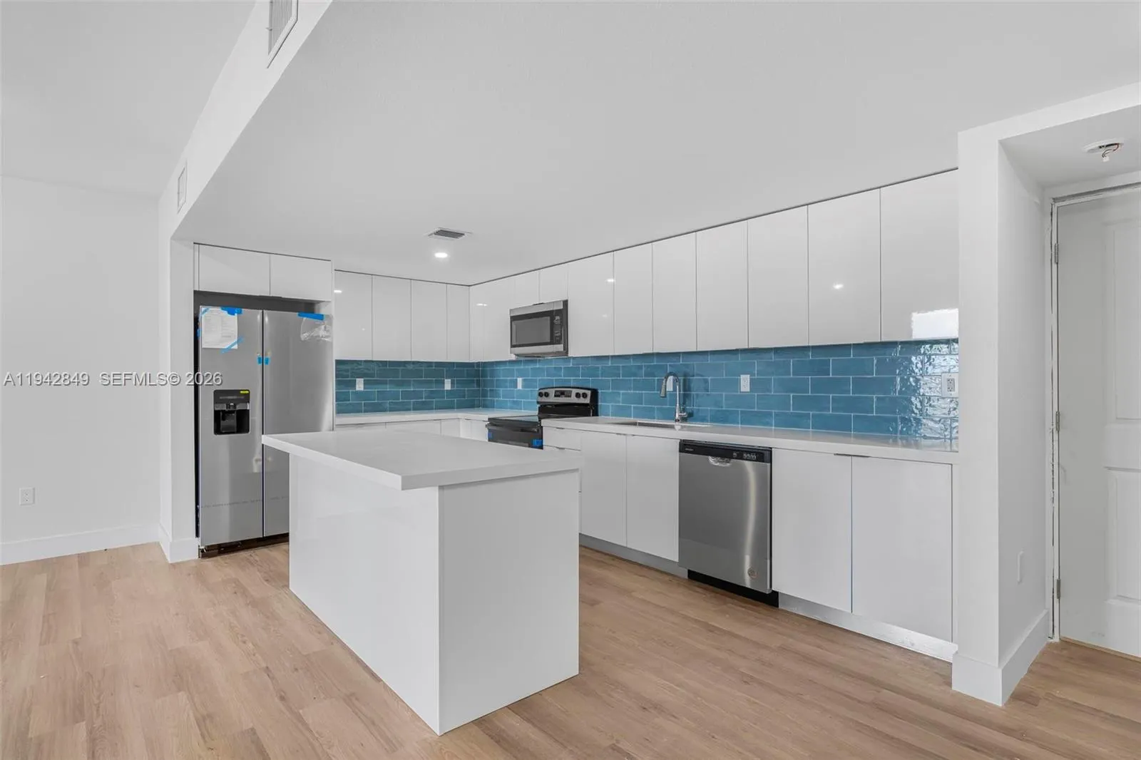 16955 SW 100th Ave, Miami FL 33157