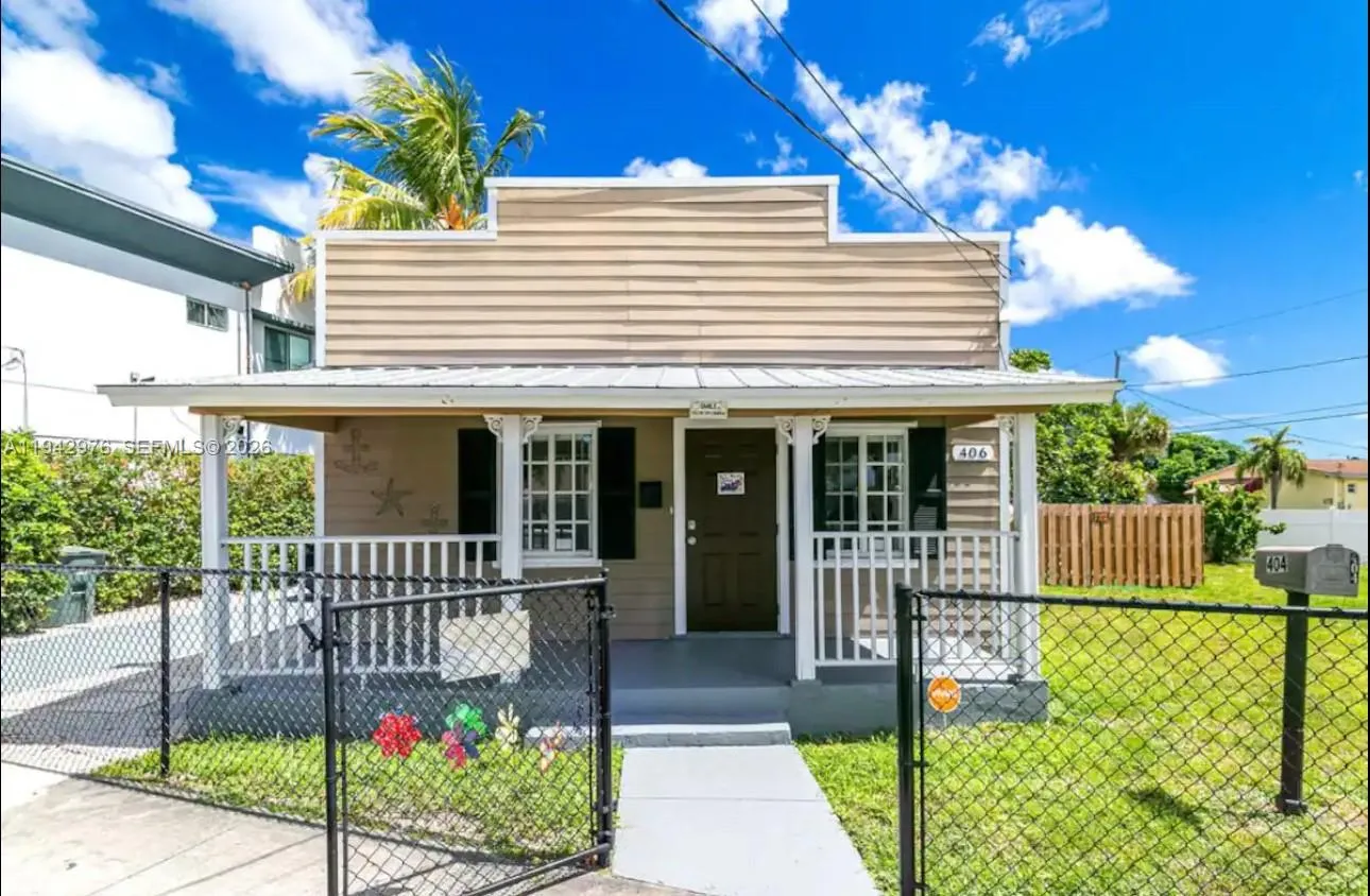 3 bedroom 2 bath for sale at 406 Foster Rd, Hallandale Beach FL 33009