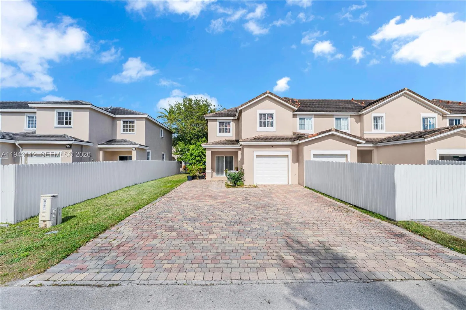 3 bedroom 2 bath for sale at 14102 SW 276th St, Homestead FL 33032