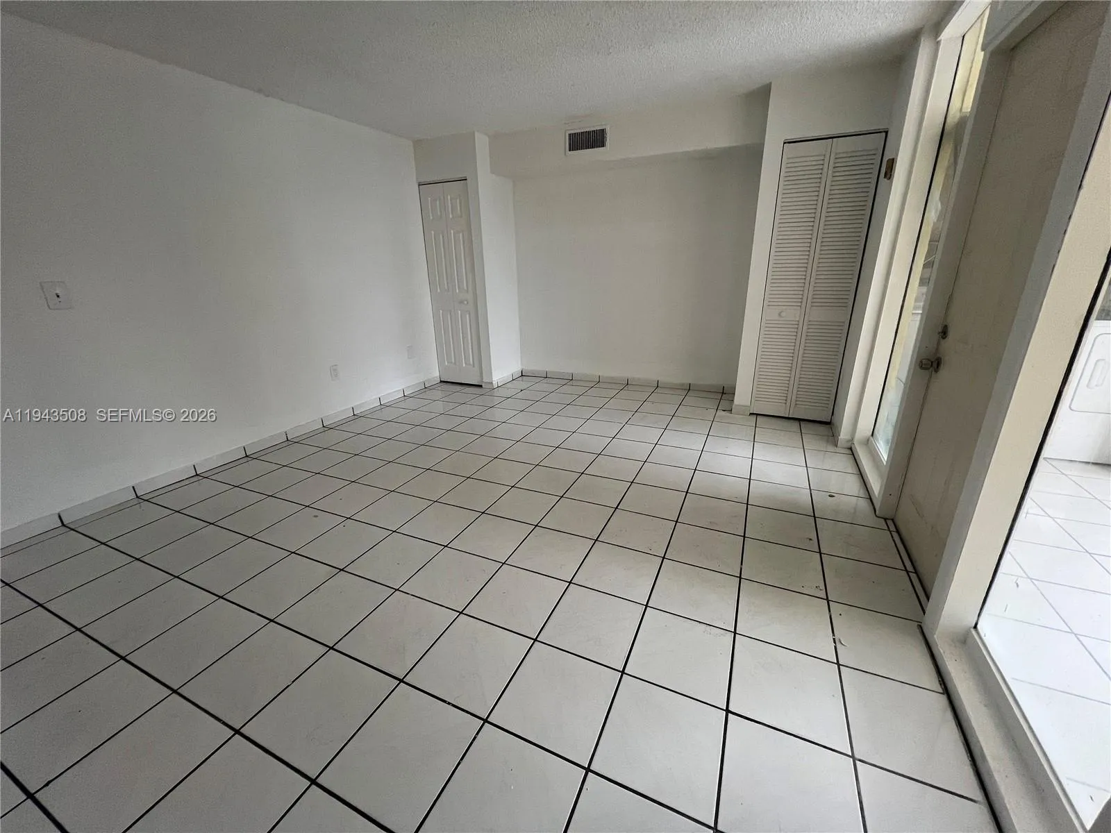 1104 W 44th St # 87, Hialeah FL 33012