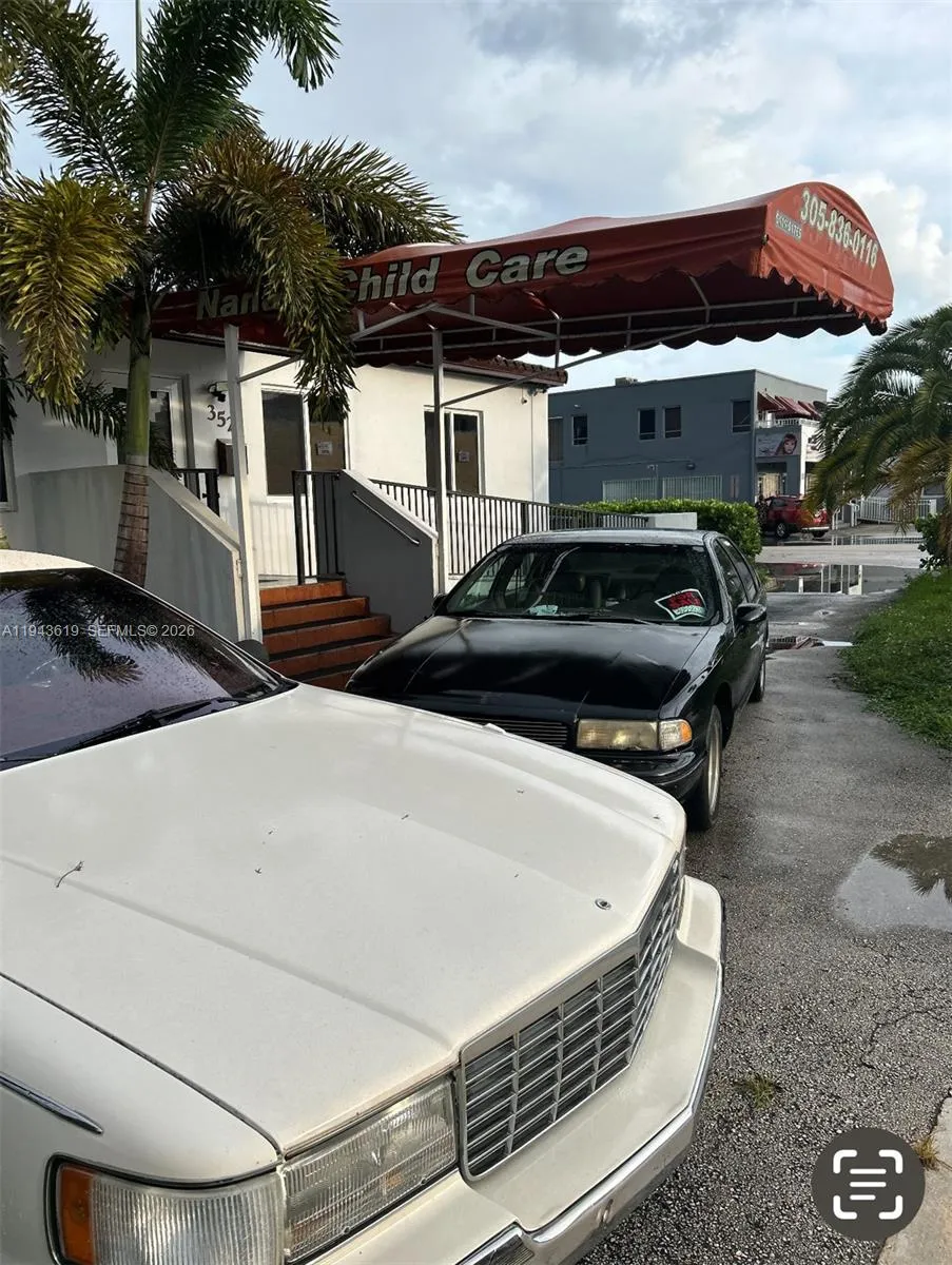 3521 E 4th Ave, Hialeah FL 33013