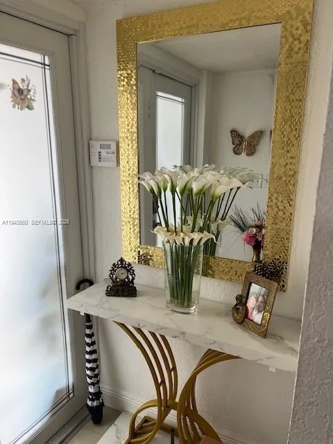 4211 W 10th Ln, Hialeah FL 33012