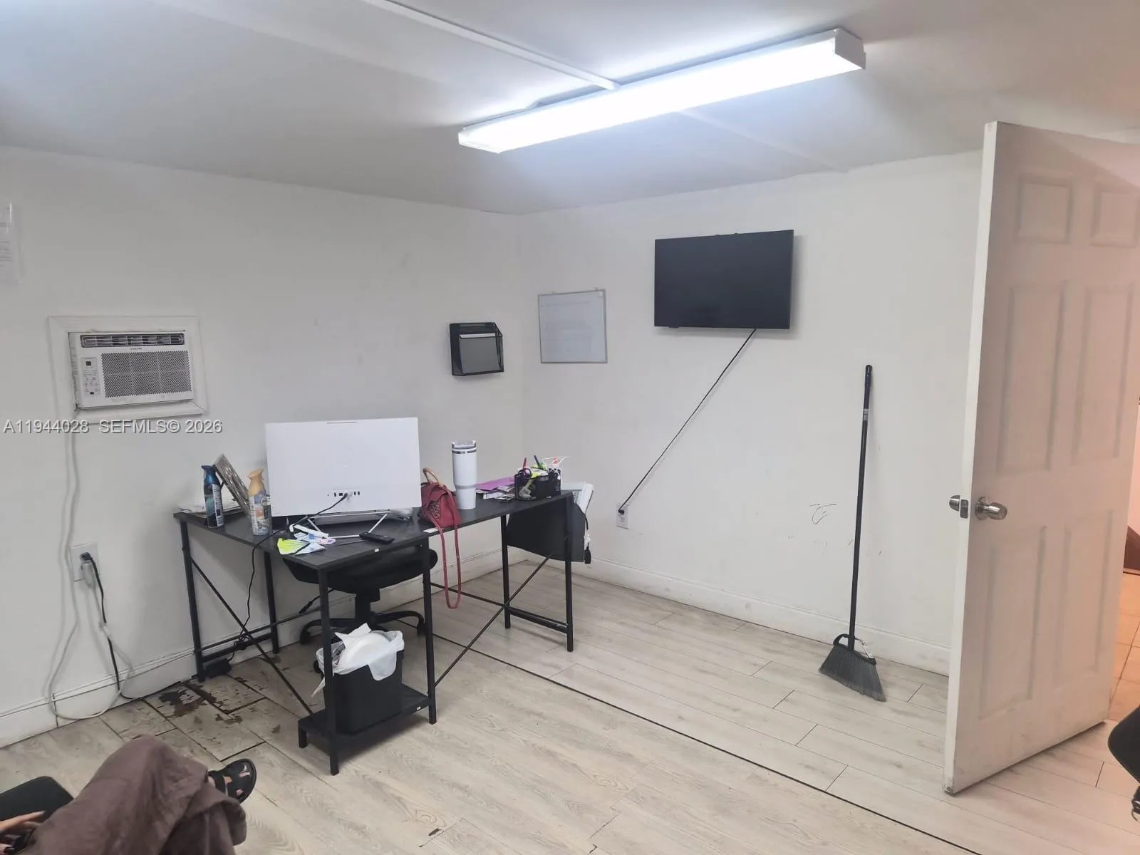 5733 Funston St, Hollywood FL 33023