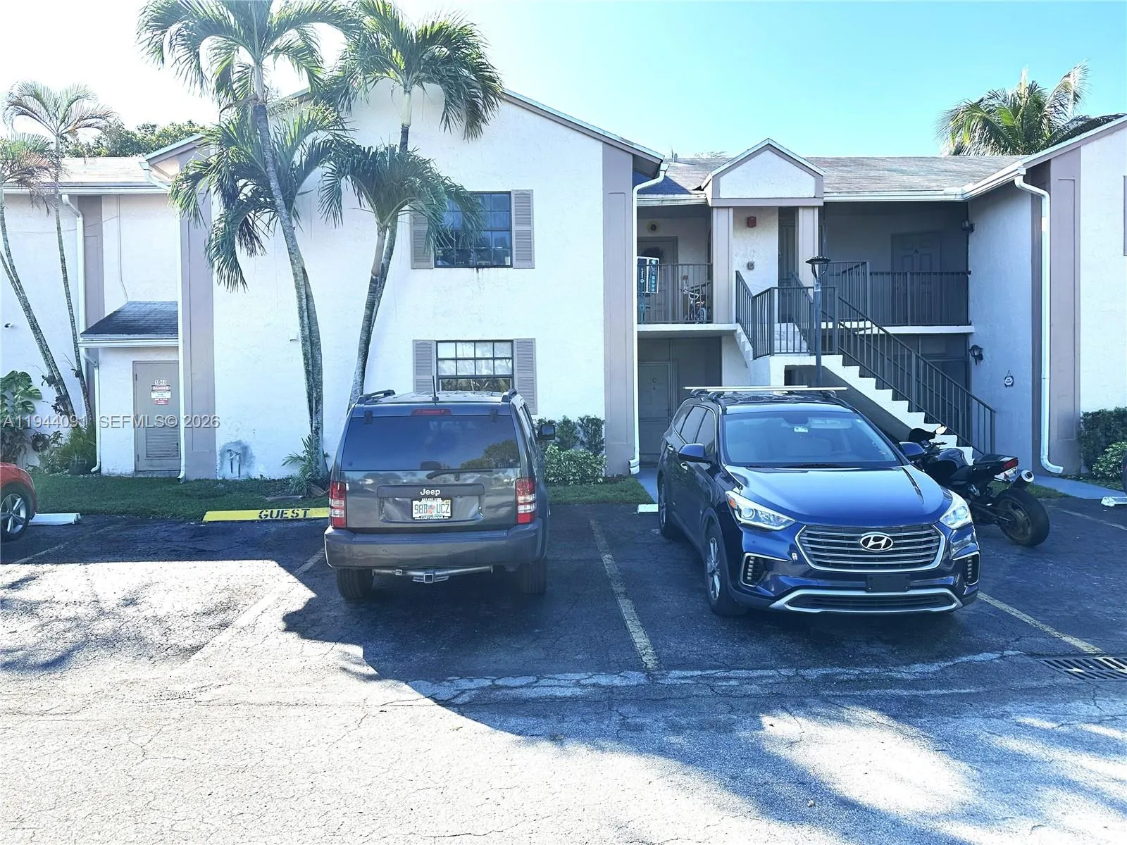2 bedroom 2 bath for sale at 1044 S Independence Dr # 1044C, Homestead FL 33034
