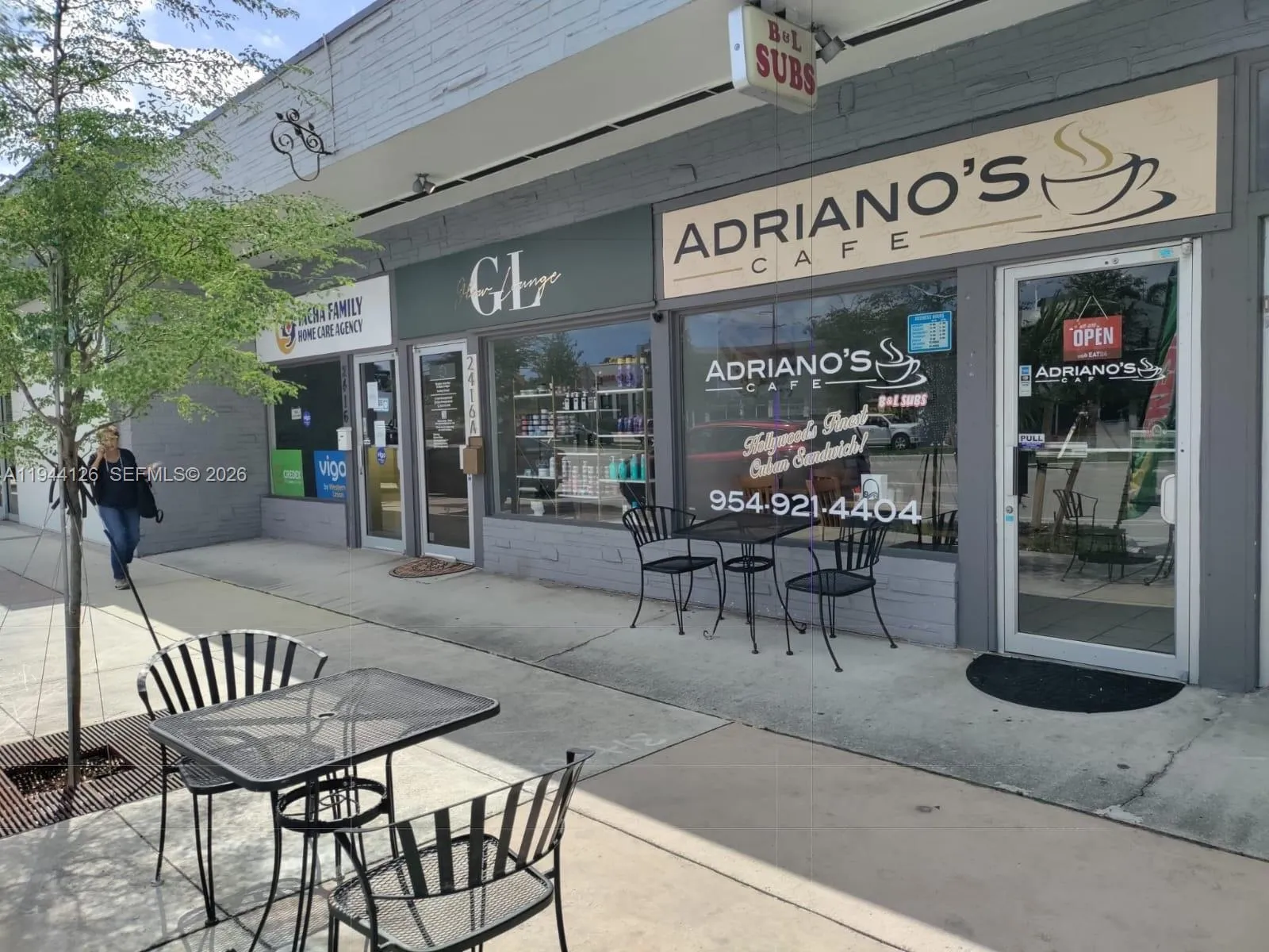 2418 HOLLYWOOD BLVD, Hollywood FL 33020