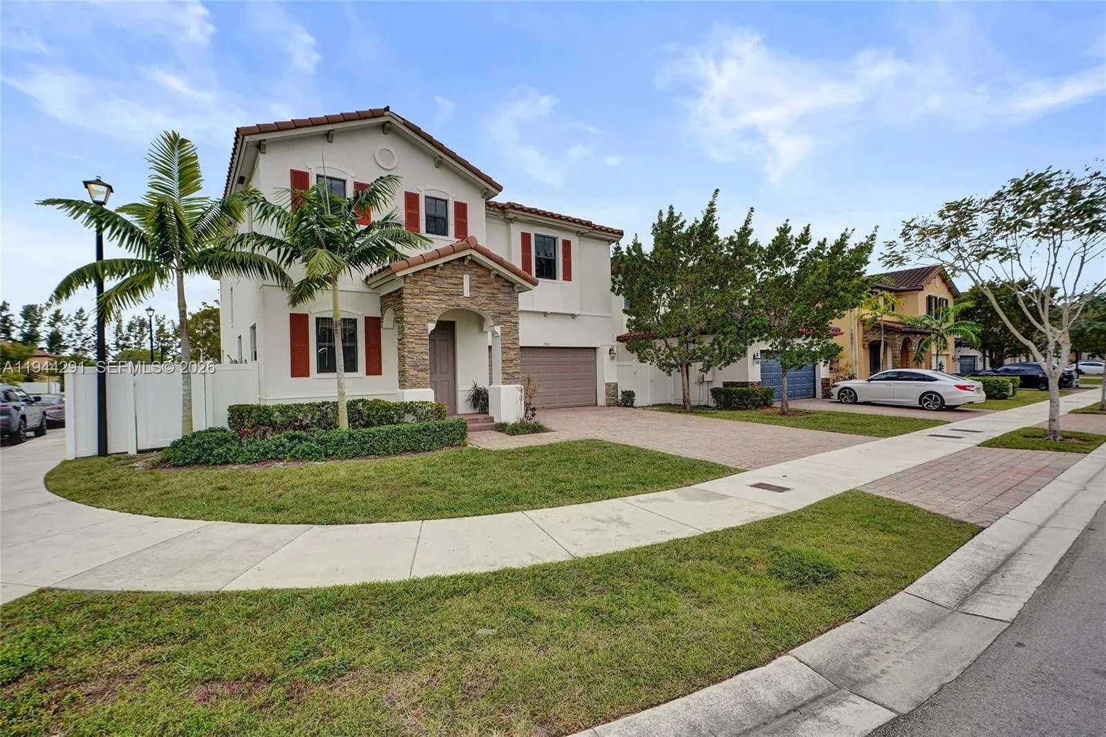 3504 W 94th St, Hialeah FL 33018