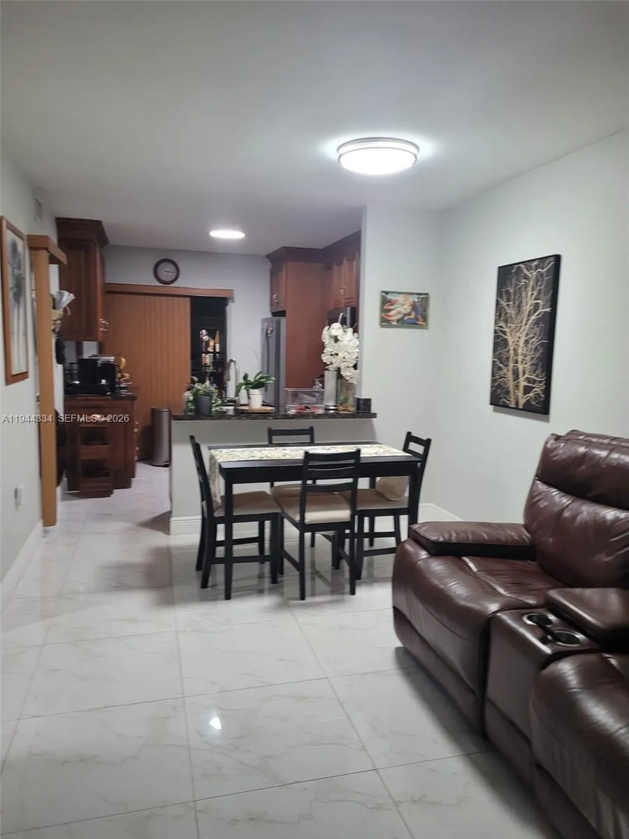 5350 W 21st Ct # 203, Hialeah FL 33016
