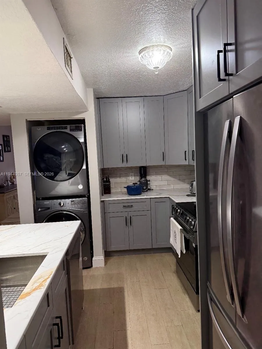 8019 NW 15th Mnr # 8019, Plantation FL 33322