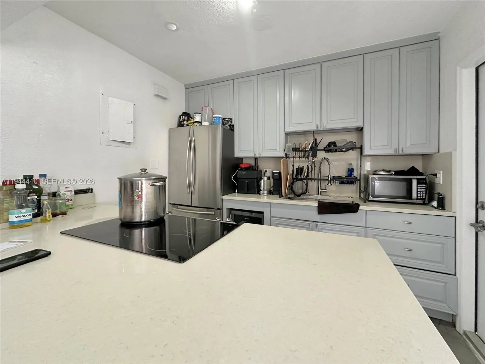 971 79th Ter, Miami Beach FL 33141