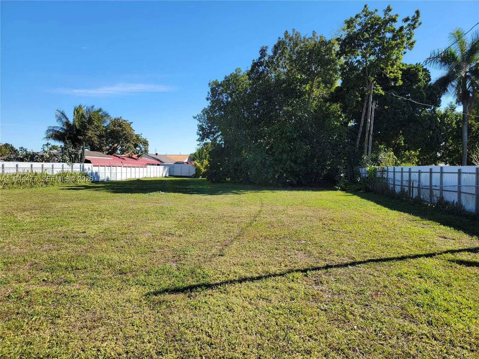 3895 W 2nd Ave, Hialeah FL 33012