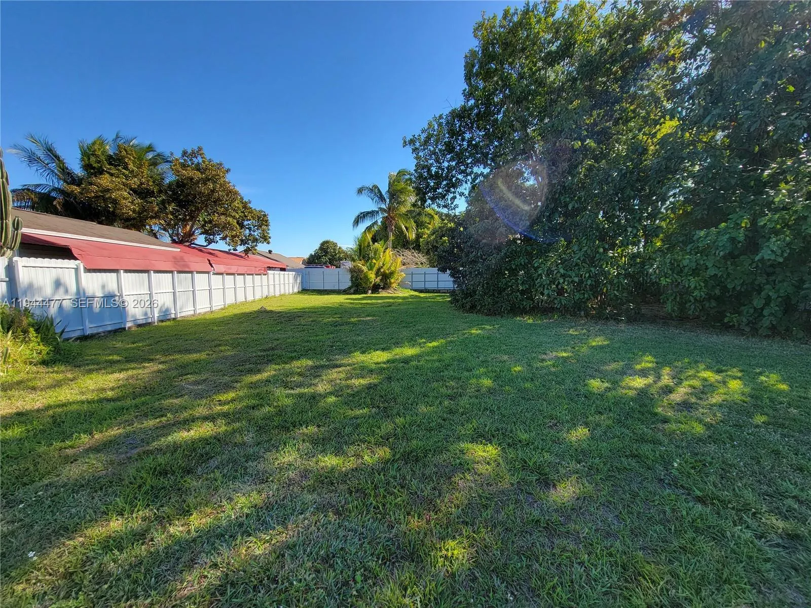 3895 W 2nd Ave, Hialeah FL 33012