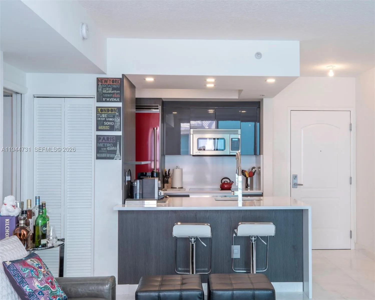 110 Washington Ave # 1722, Miami Beach FL 33139