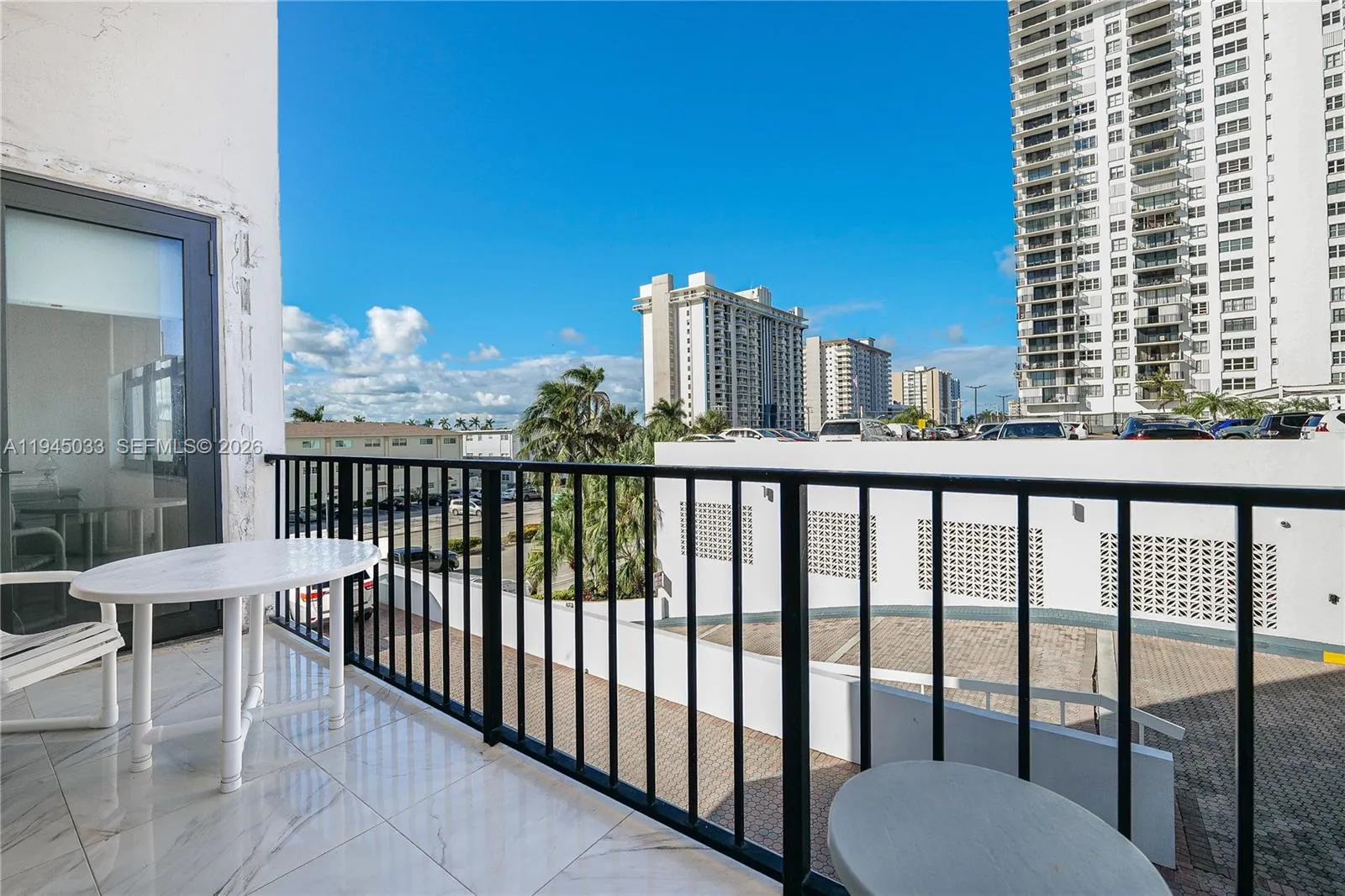 2401 S Ocean Dr # 305, Hollywood FL 33019