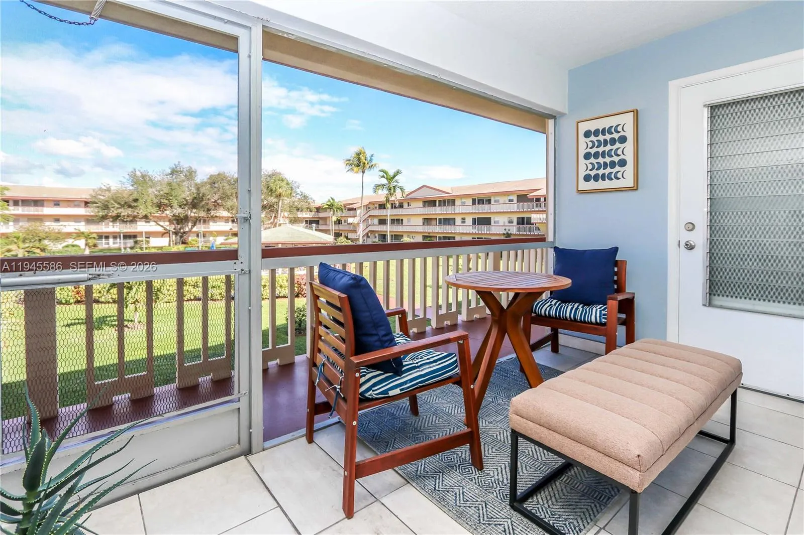 5300 Washington St # E207, Hollywood FL 33021