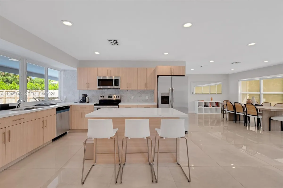 3500 N Park Rd, Hollywood FL 33021