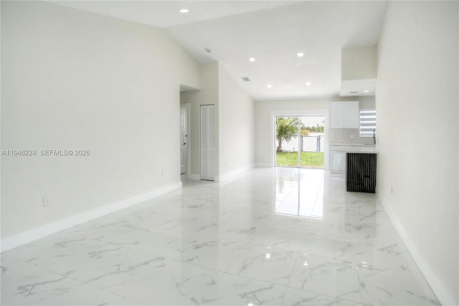 3060 NW 203rd Ter, Miami Gardens FL 33056